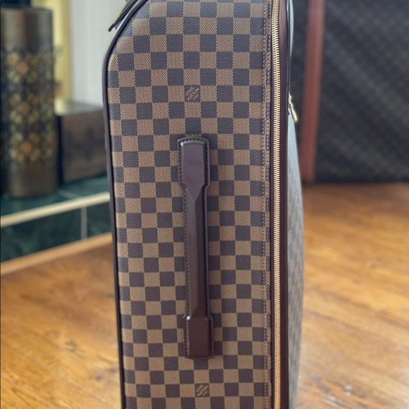 💗Louis Vuitton Pegasse 55 - Picture 8 of 16